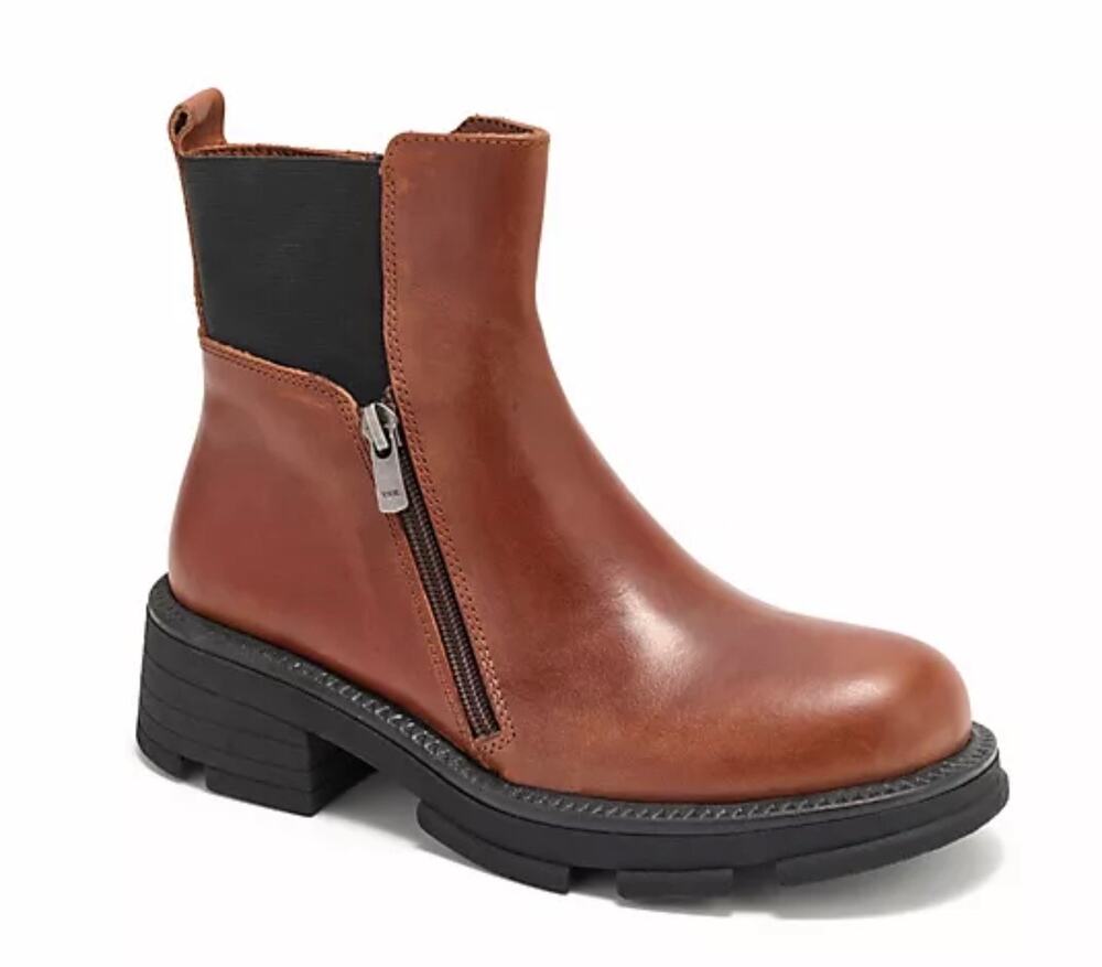 New in box Miz Mooz AMORE leather ankle boots size (39) 8.5 brown